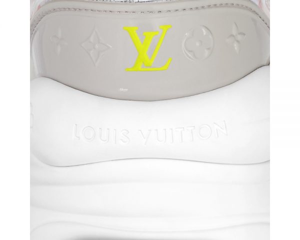 Louis Vuitton LV Run 55 Sneaker Monogram Flower Bordeaux Grey Light Pink White 1A9H67